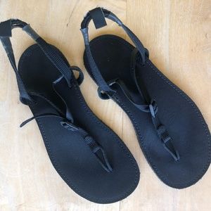 Classic Bedrock Sandals - W9